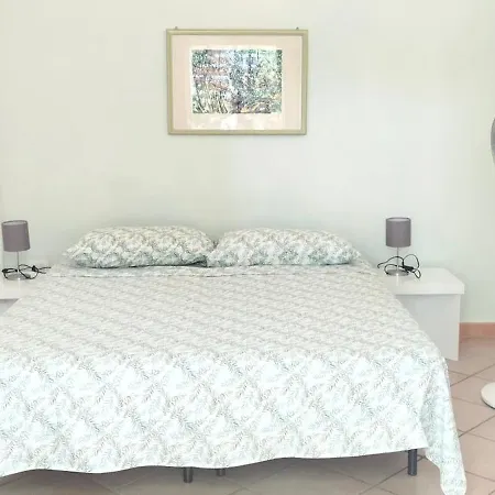 Apartment Bilocale Immerso Nel 16 *