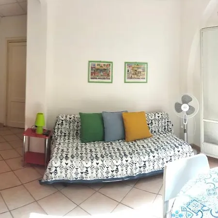 Bilocale Immerso Nel 16